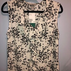 Black and white floral work top